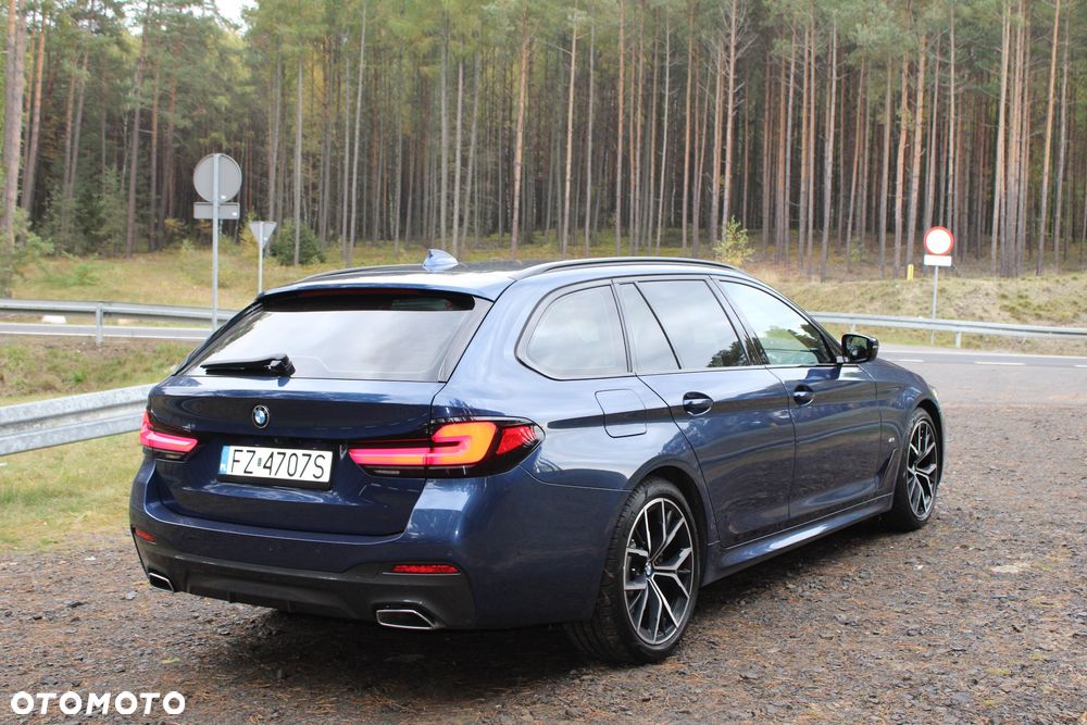 BMW Seria 5 520d M Sport Edition - 6
