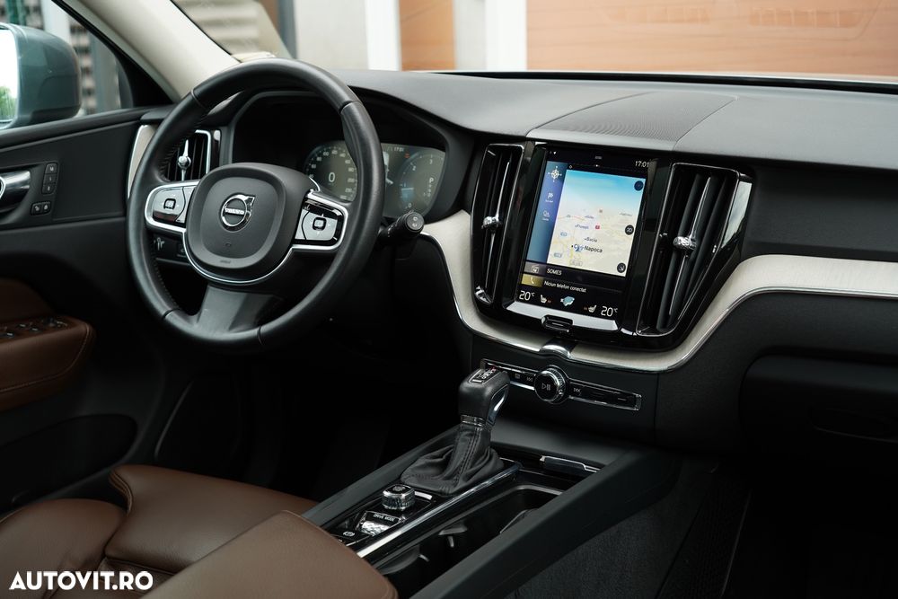 Volvo XC 60 B5 D AWD Geartronic Inscription - 10