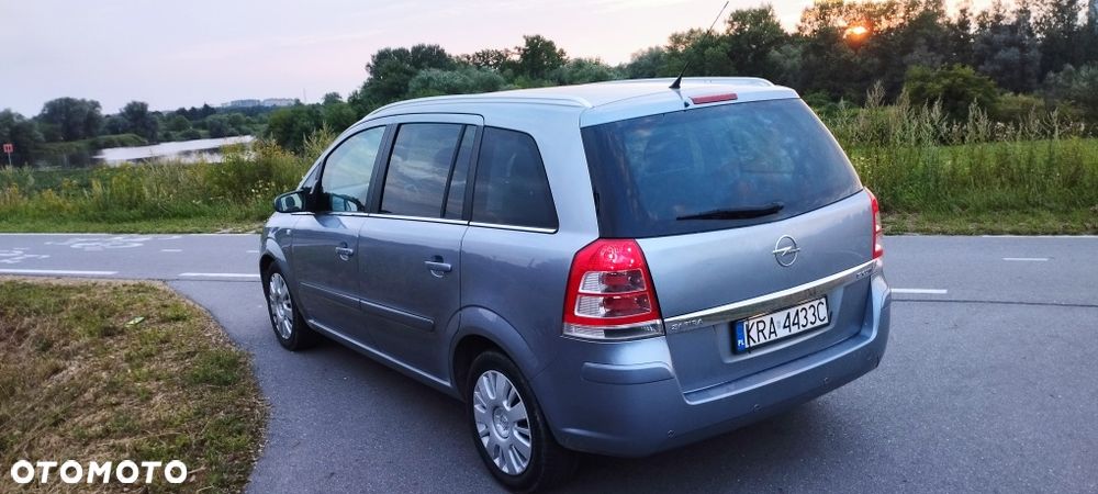 Opel Zafira - 7
