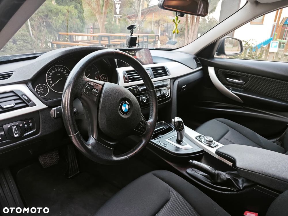 BMW Seria 3 316d Touring - 7