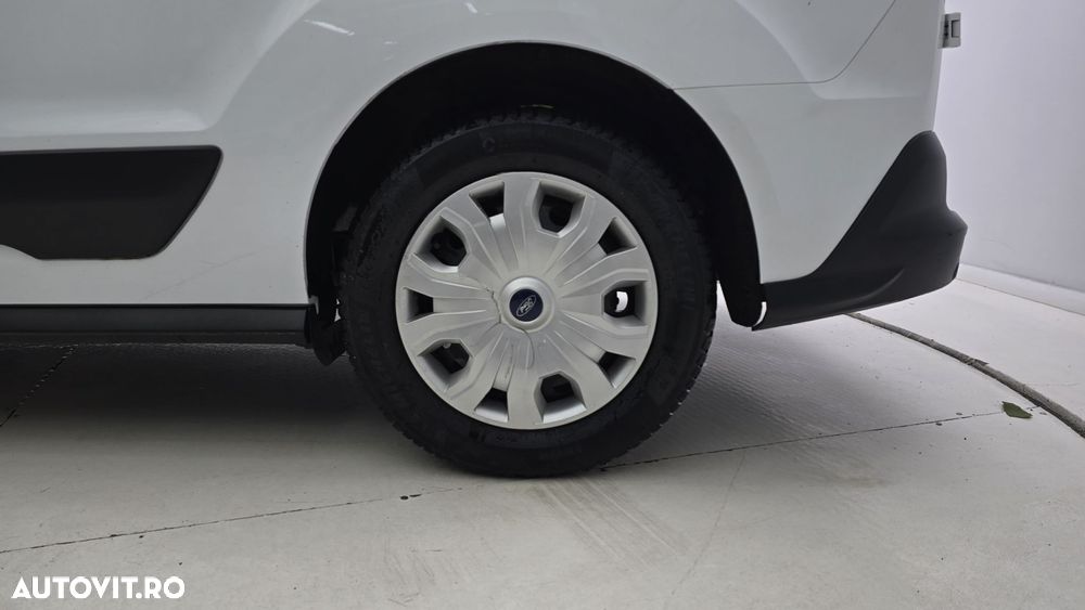 Ford Transit Connect - 22