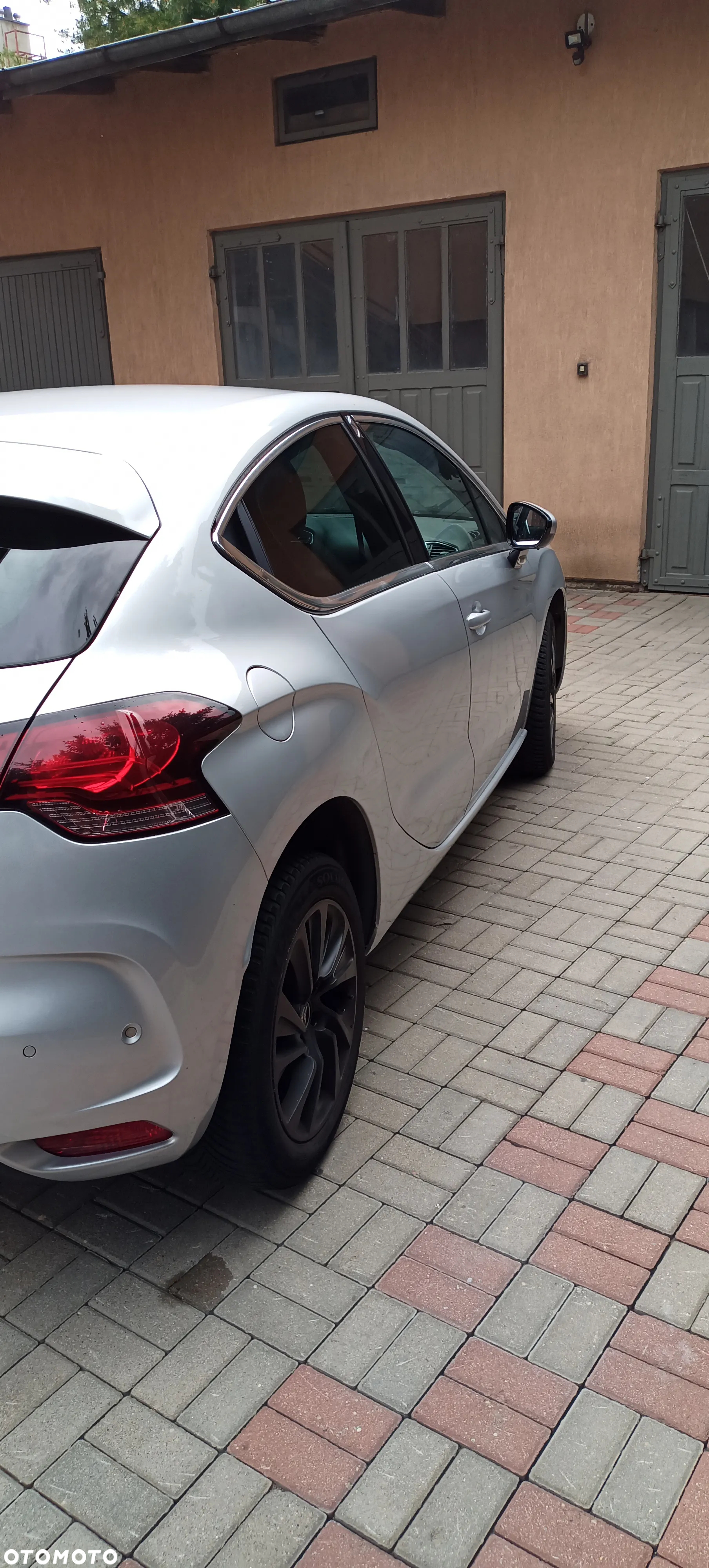 Citroën DS4 HDi 165 Pure Pearl - 3