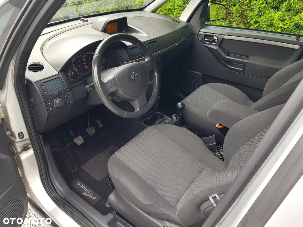 Opel Meriva - 9