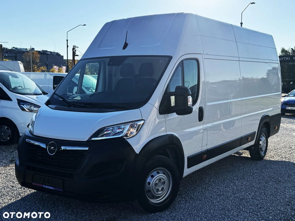 Opel Movano
