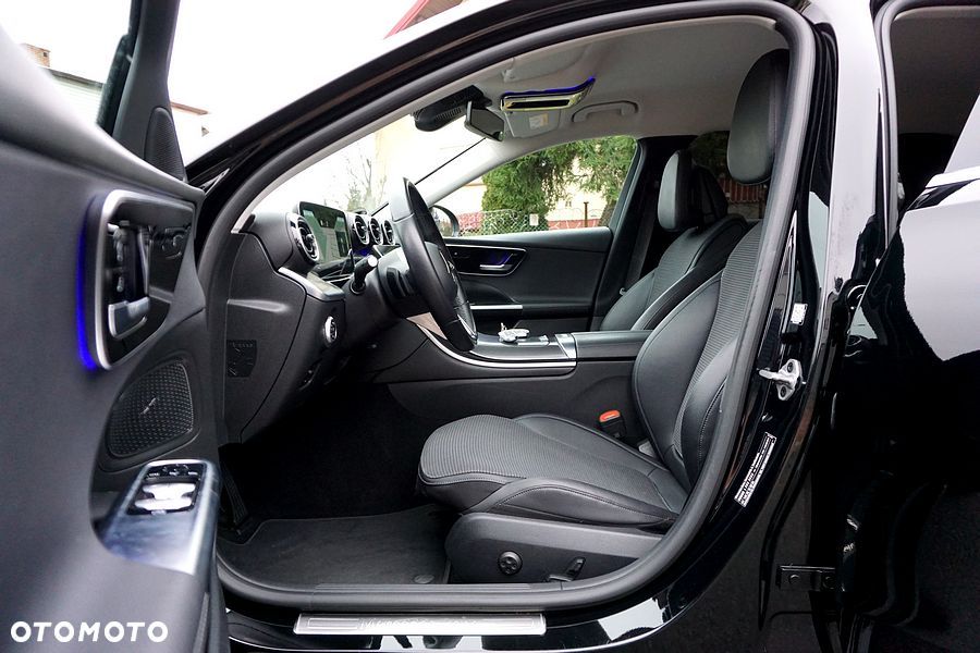 Mercedes-Benz Klasa C 220 d 9G-TRONIC - 18
