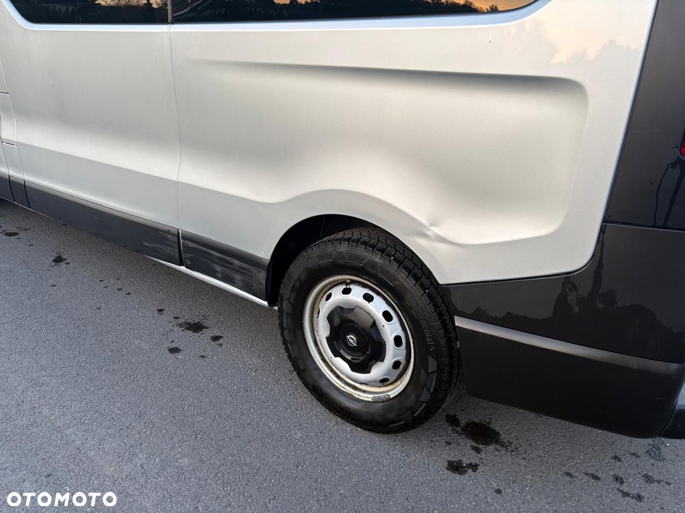 Opel Vivaro L2H1 2,9t Edition Premium - 11