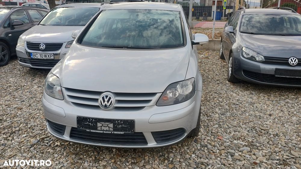 Volkswagen Golf - 2