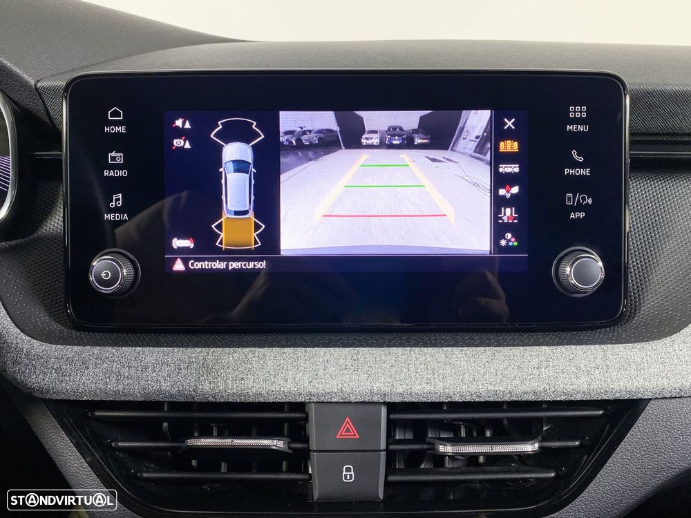 Skoda Kamiq 1.0 TSI DSG — fotografia 12