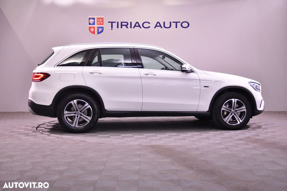 Mercedes-Benz GLC 300 e 4Matic 9G-TRONIC - 6
