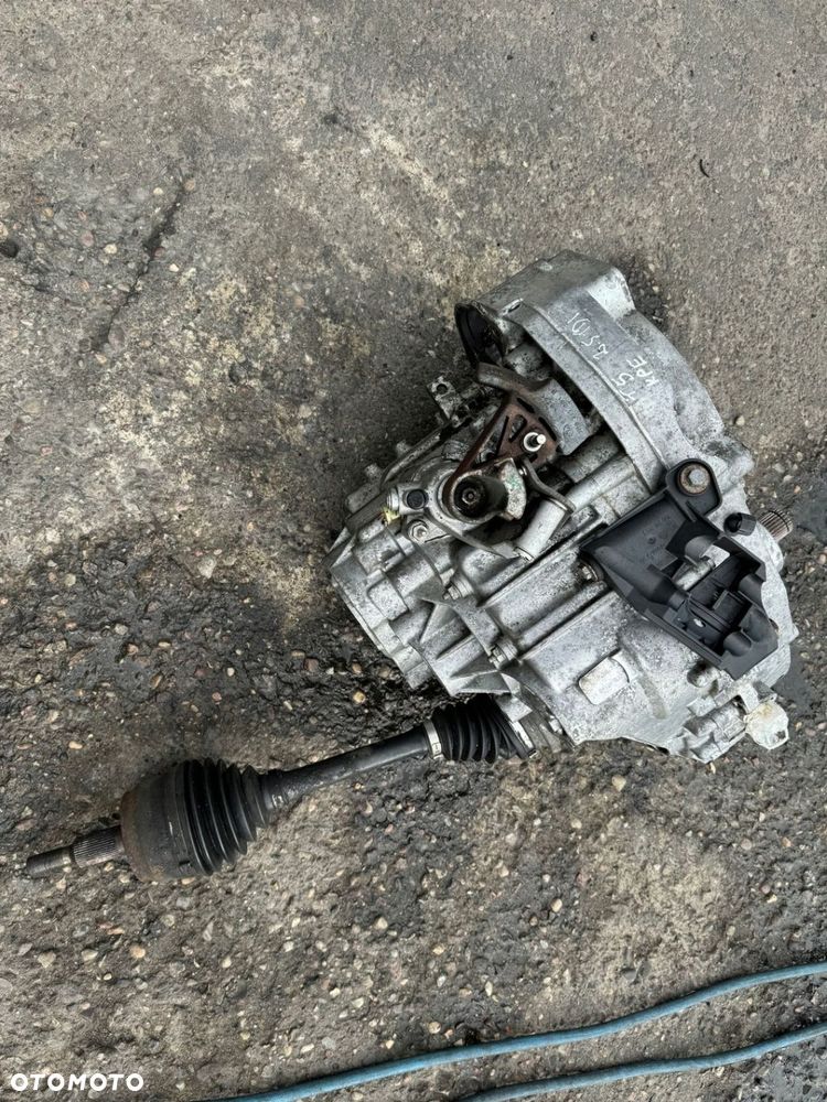 VW T5 2,5TDI 04-10r skrzynia 6 biegów KPE - 2