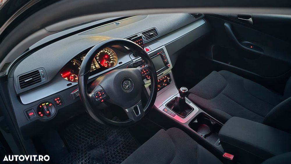 Volkswagen Passat 2.0TDI Highline DPF - 3