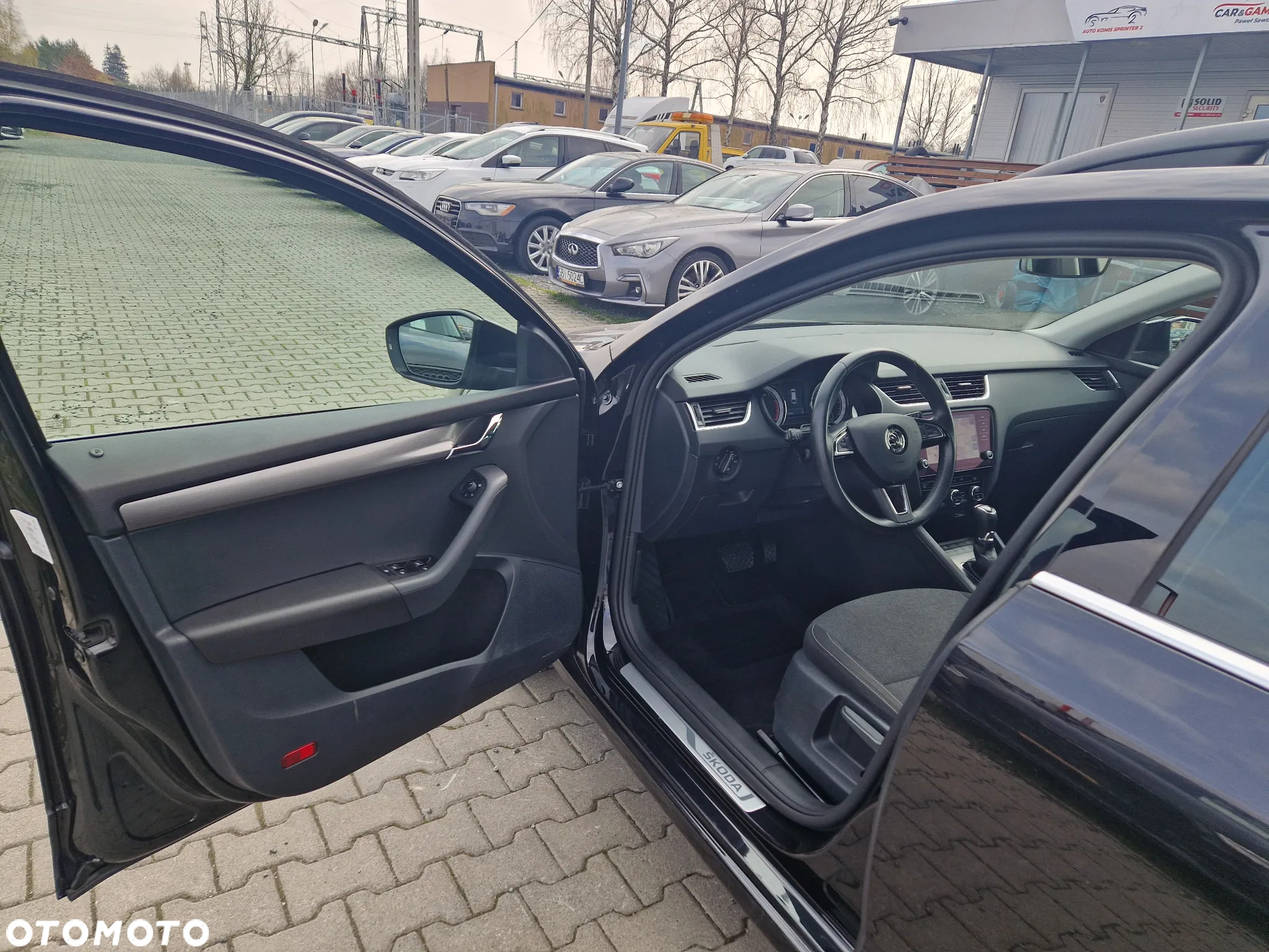 Skoda Octavia Combi 1.5 TSI ACT DSG Ambition - 11