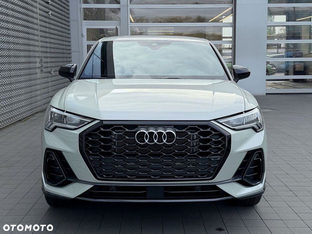 Audi Q3 35 TFSI S tronic - 6