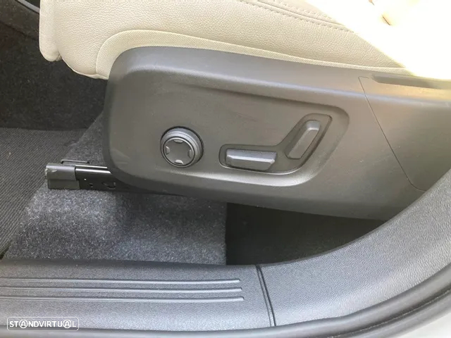 Volvo XC 40 1.5 T5 PHEV Inscription - 52