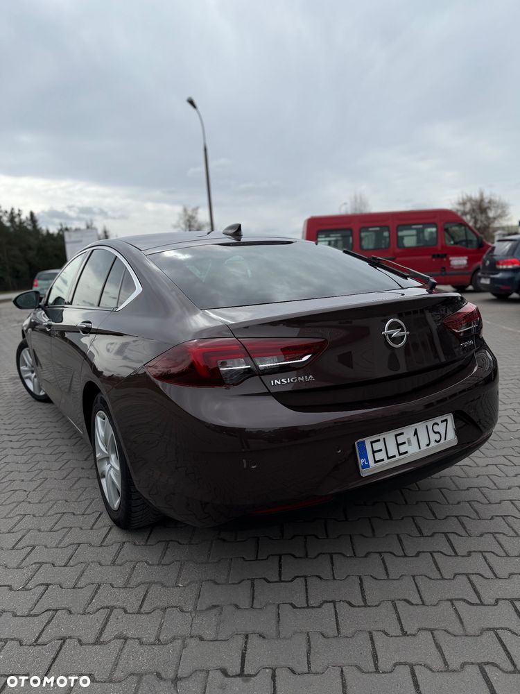 Opel Insignia 1.5 T Innovation S&S Eco - 23