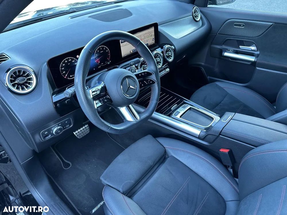 Mercedes-Benz GLA - 10