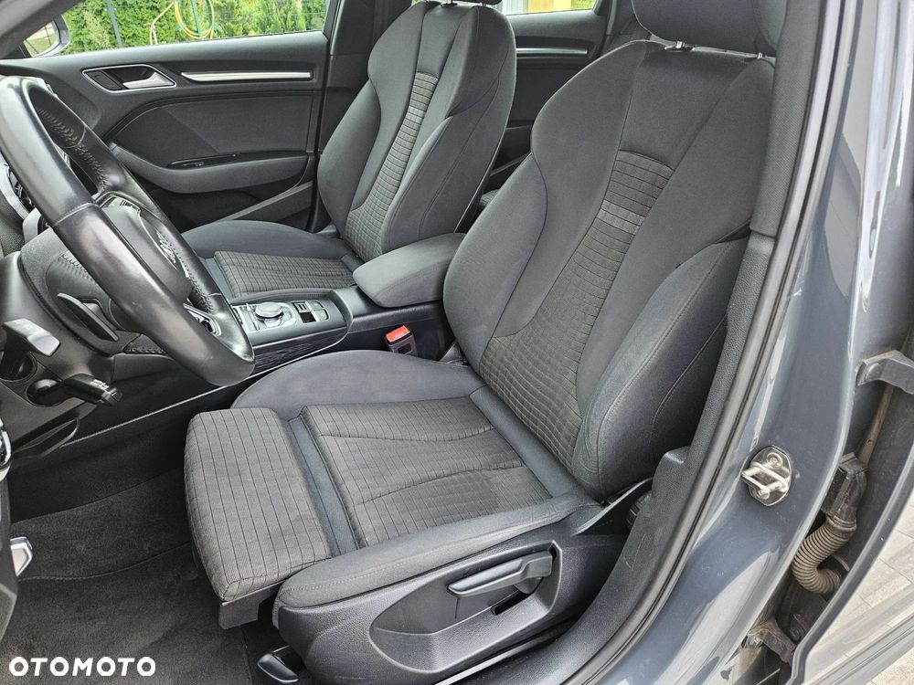 Audi A3 Sportback 30 TFSI S tronic sport - 14