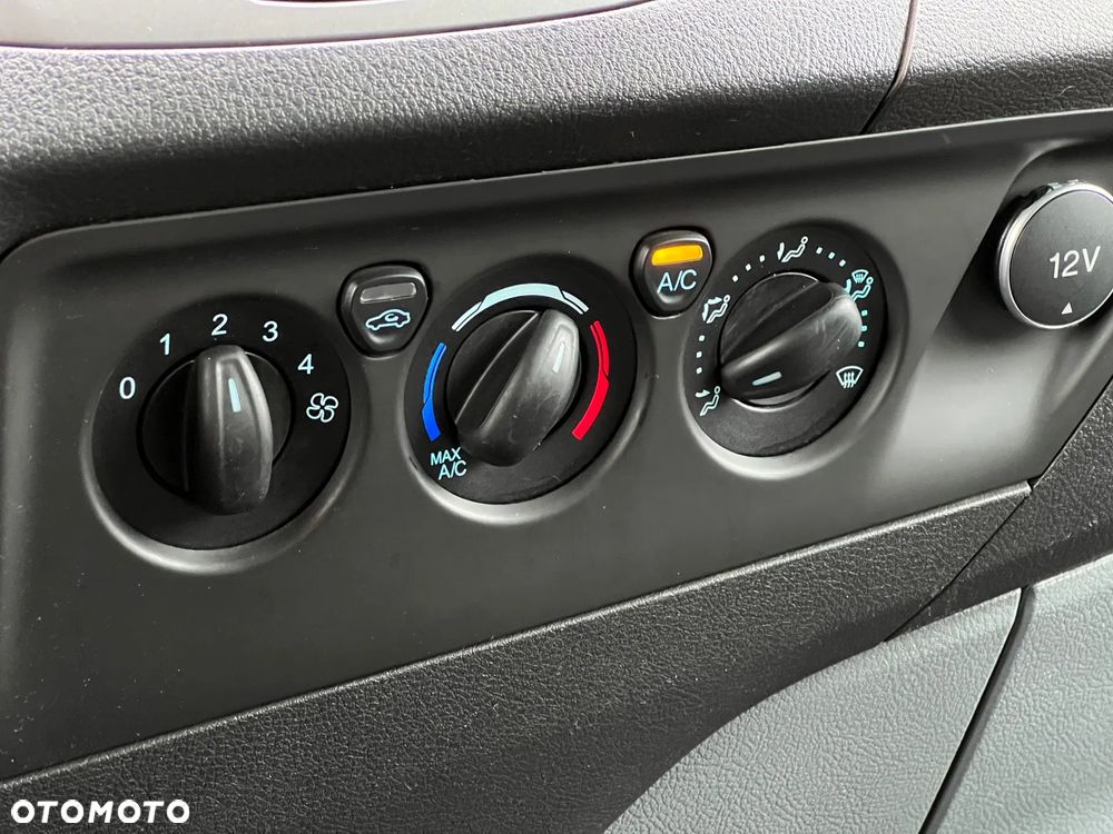 Ford Transit Custom 290 L2H1 Limited - 27