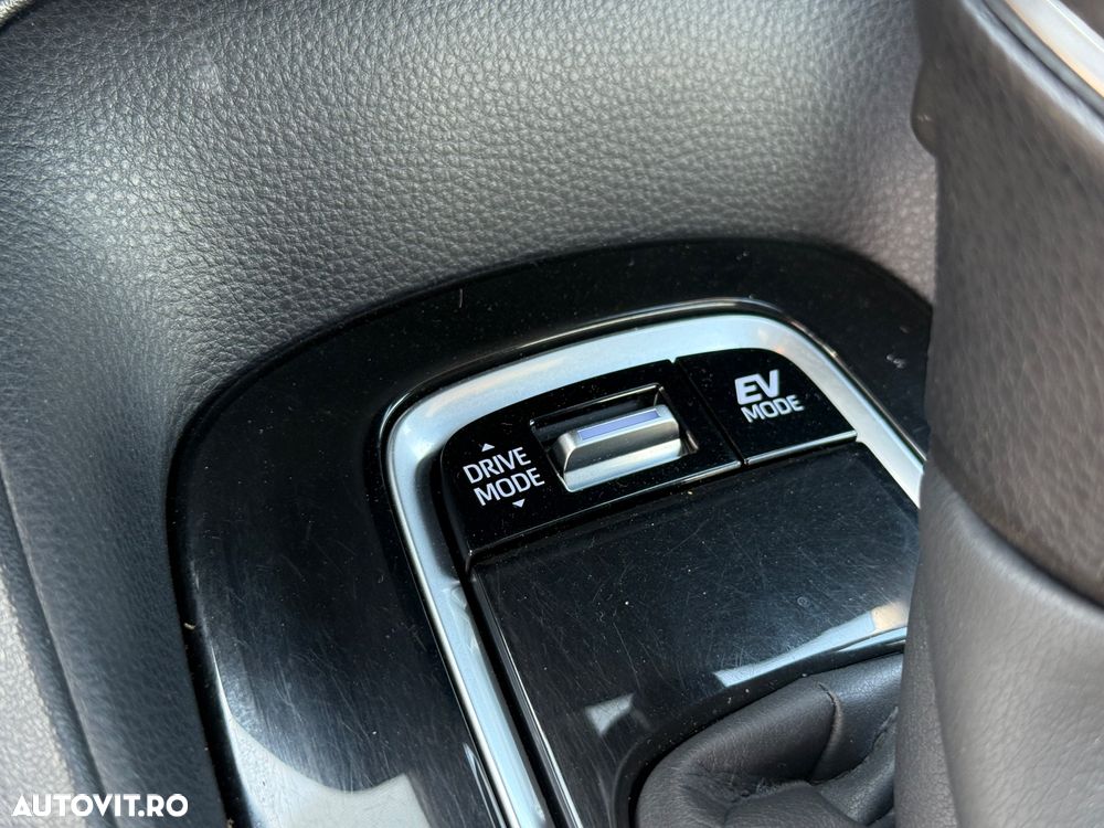 Toyota Corolla 1.8 Business Edition - 12
