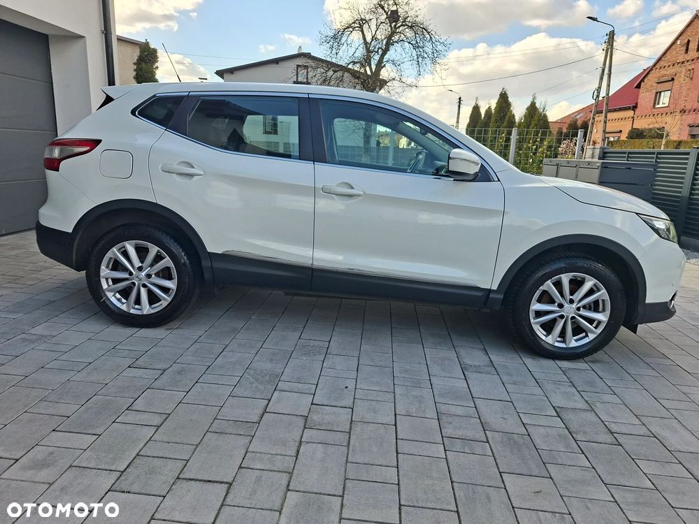 Nissan Qashqai - 4