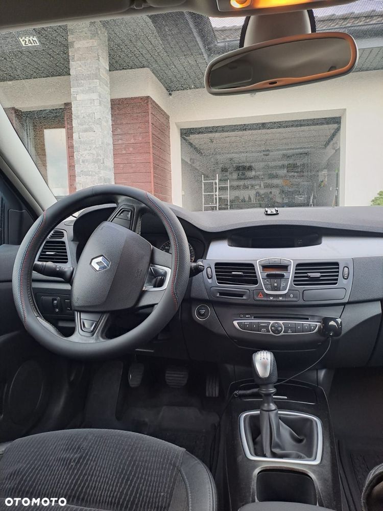Renault Laguna - 3