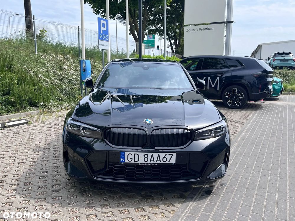 BMW Seria 3 320d xDrive mHEV - 9