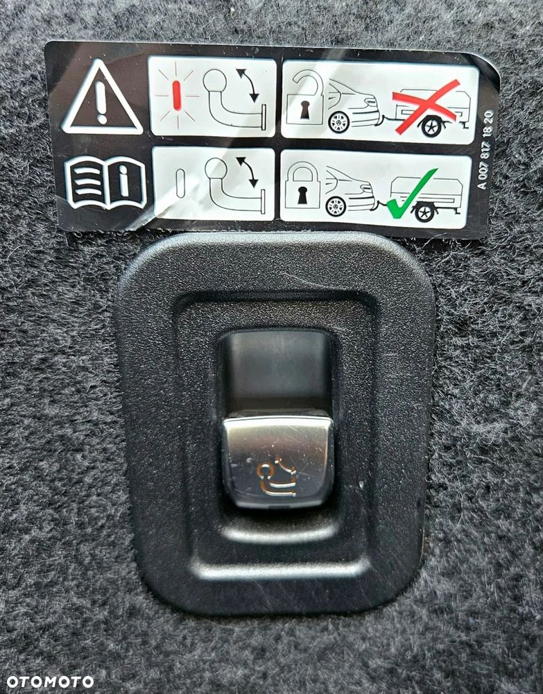 Mercedes-Benz Klasa C 250 d 9G-Tronic - 16