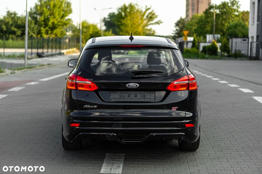 Ford Focus - 16