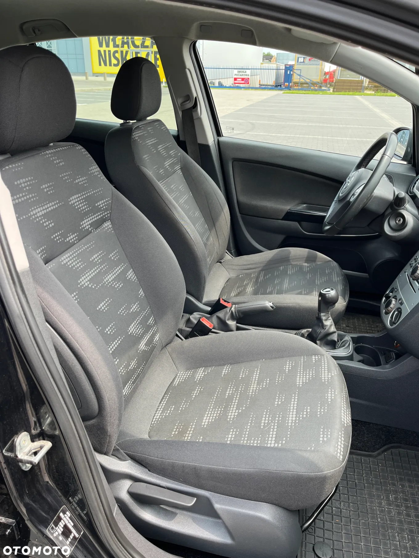 Opel Corsa 1.4 16V Satellite - 18