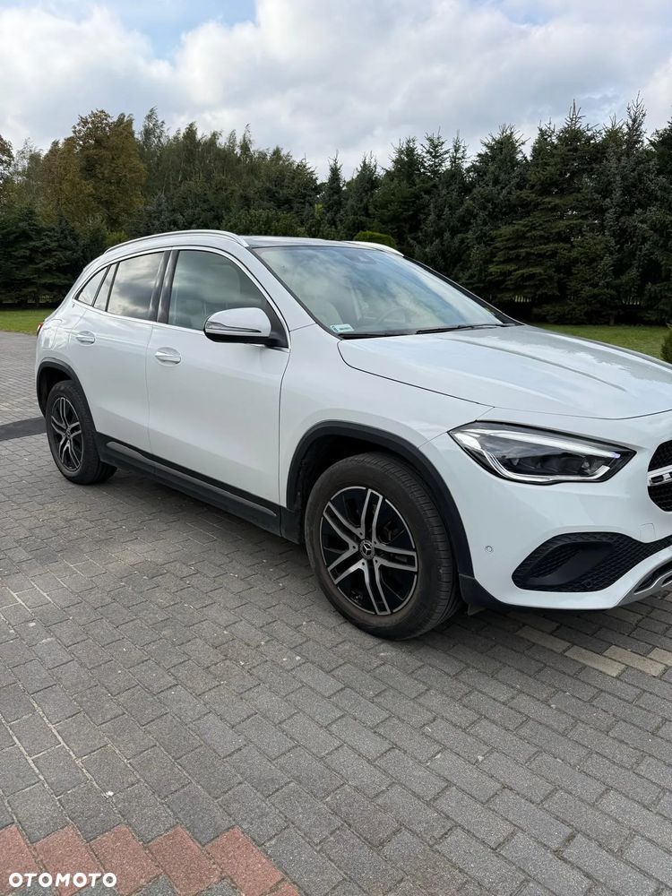 Mercedes-Benz GLA - 1