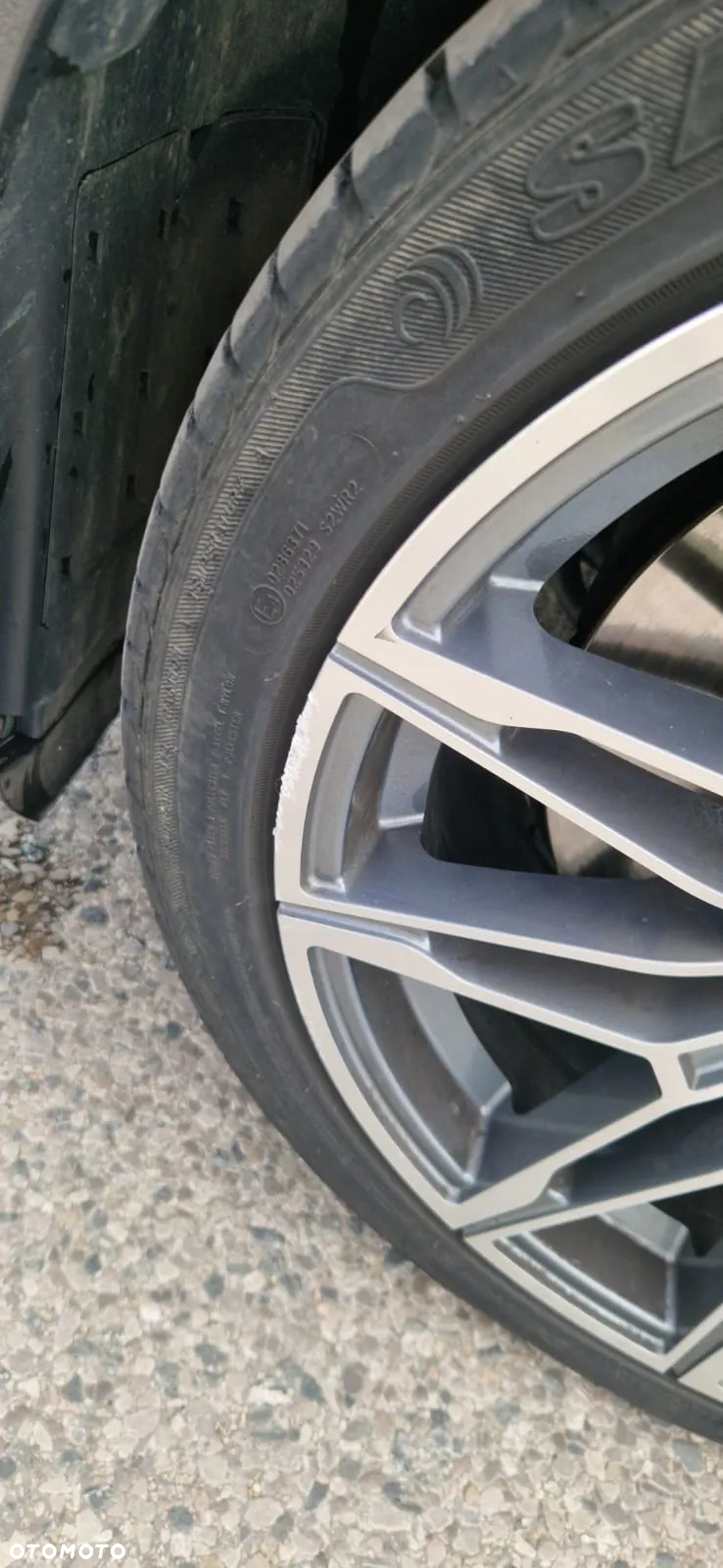 BMW Seria 5 525d xDrive Touring - 6