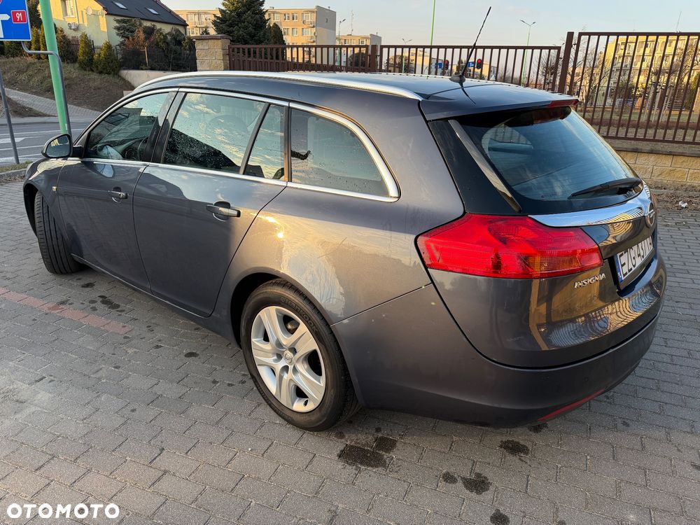 Opel Insignia 1.8 - 11