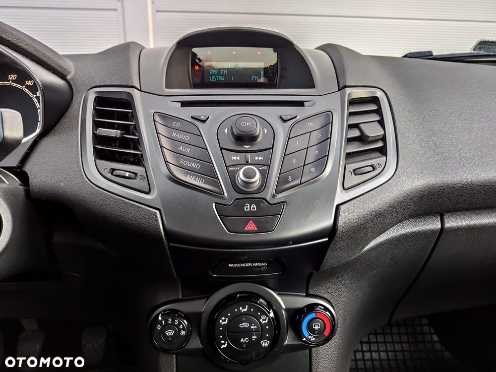 Ford Fiesta 1.4 Trend - 20