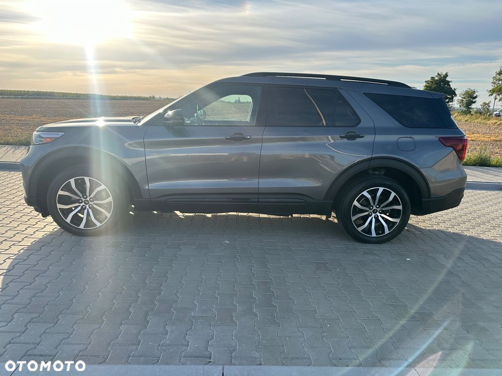 Ford Explorer - 10