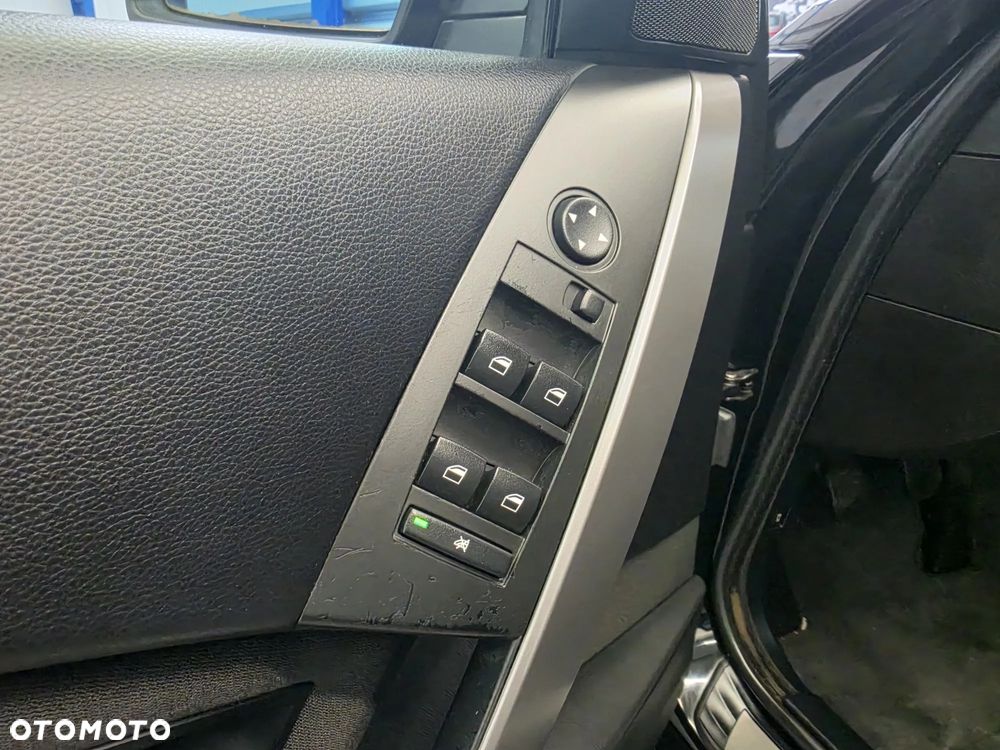 BMW Seria 5 520d Special Edition - 34