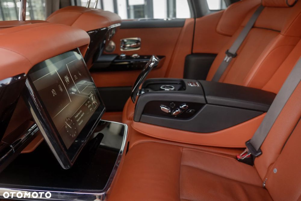 Rolls-Royce Phantom Standard - 21