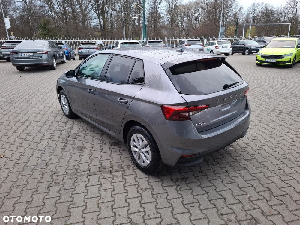 Skoda Fabia 1.0 TSI Drive DSG - 5