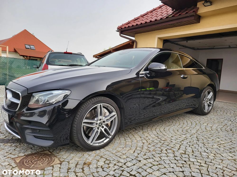 Mercedes-Benz Klasa E 400 Coupe 4-Matic 9G-TRONIC - 8