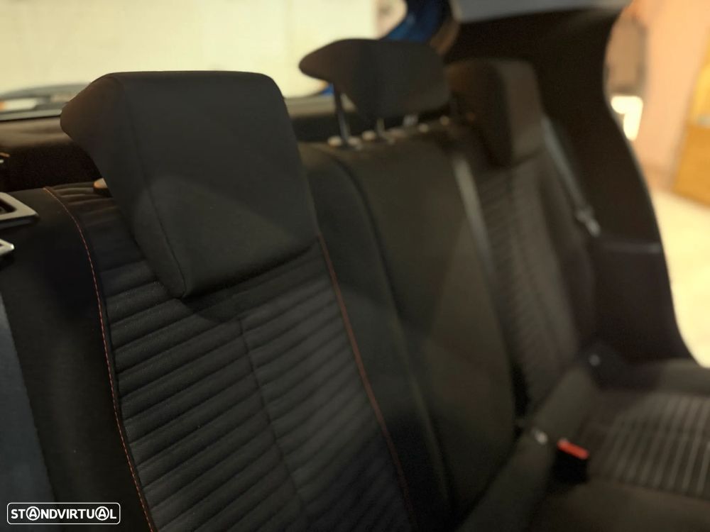 Peugeot e-208 Active Pack - 16