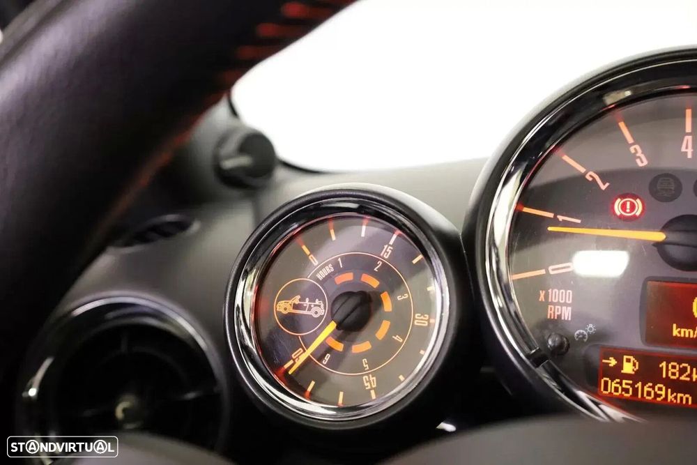 MINI Cabrio John Cooper Works Auto - 28