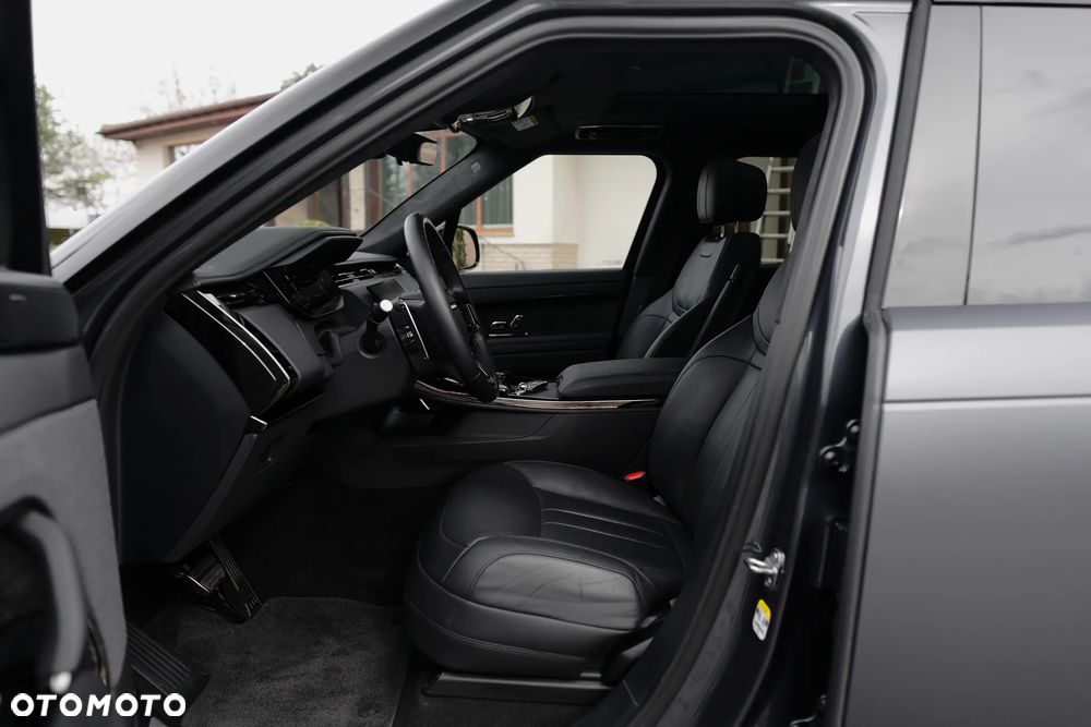 Land Rover Range Rover Sport S 4.4 V8 P530 First Edition - 17
