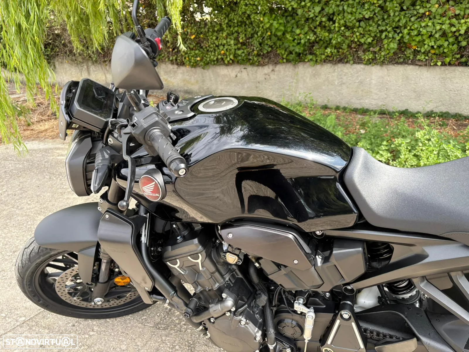 Honda CB 1000 R BLACK EDITION - 16