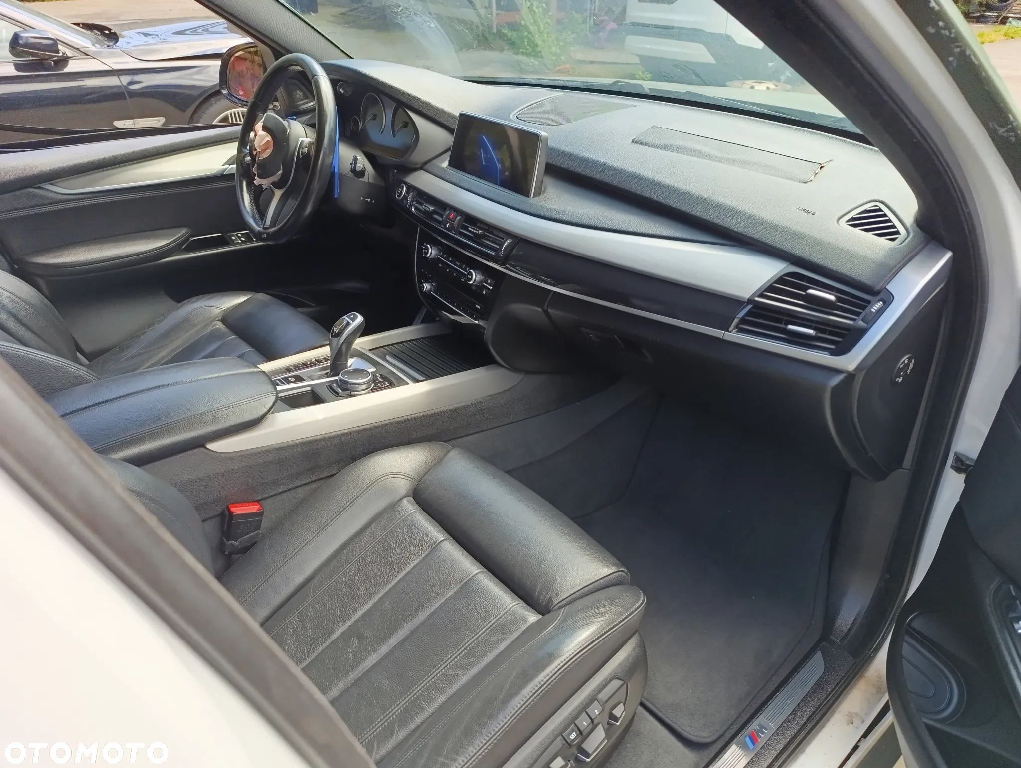 BMW X5 xDrive40d - 17