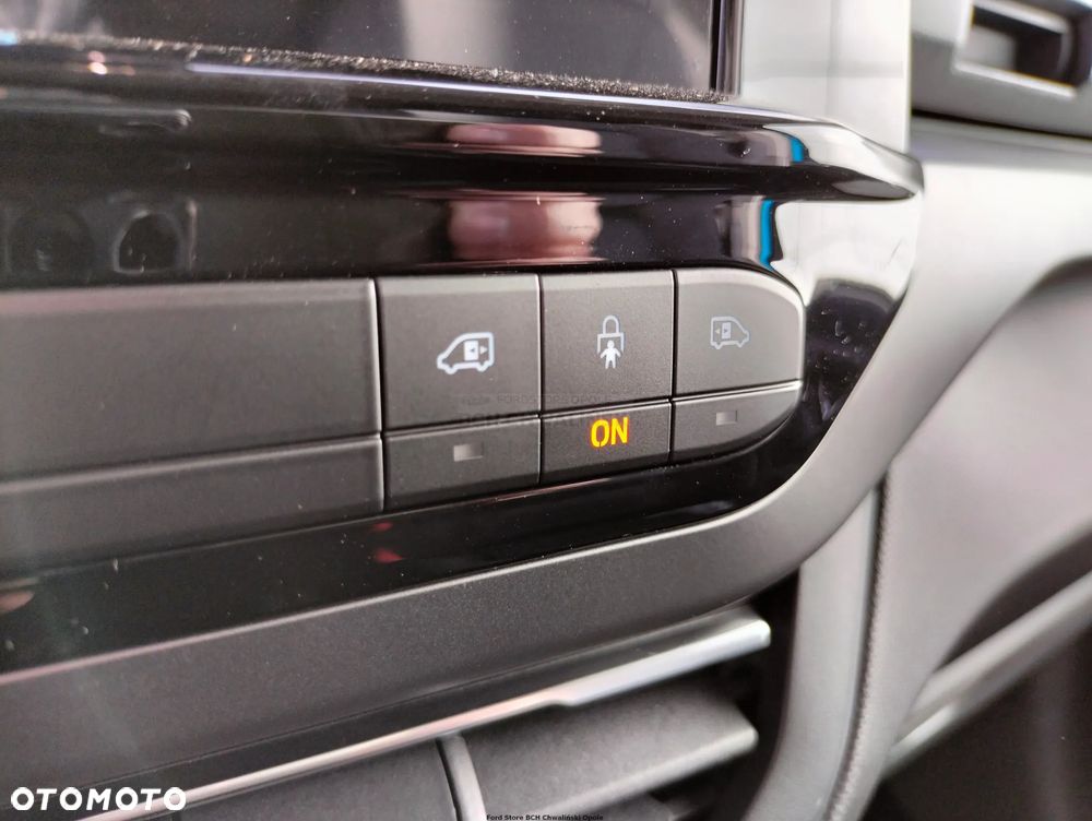 Ford Tourneo Custom 2.0 EcoBlue L2 Titanium X SelectShift - 19