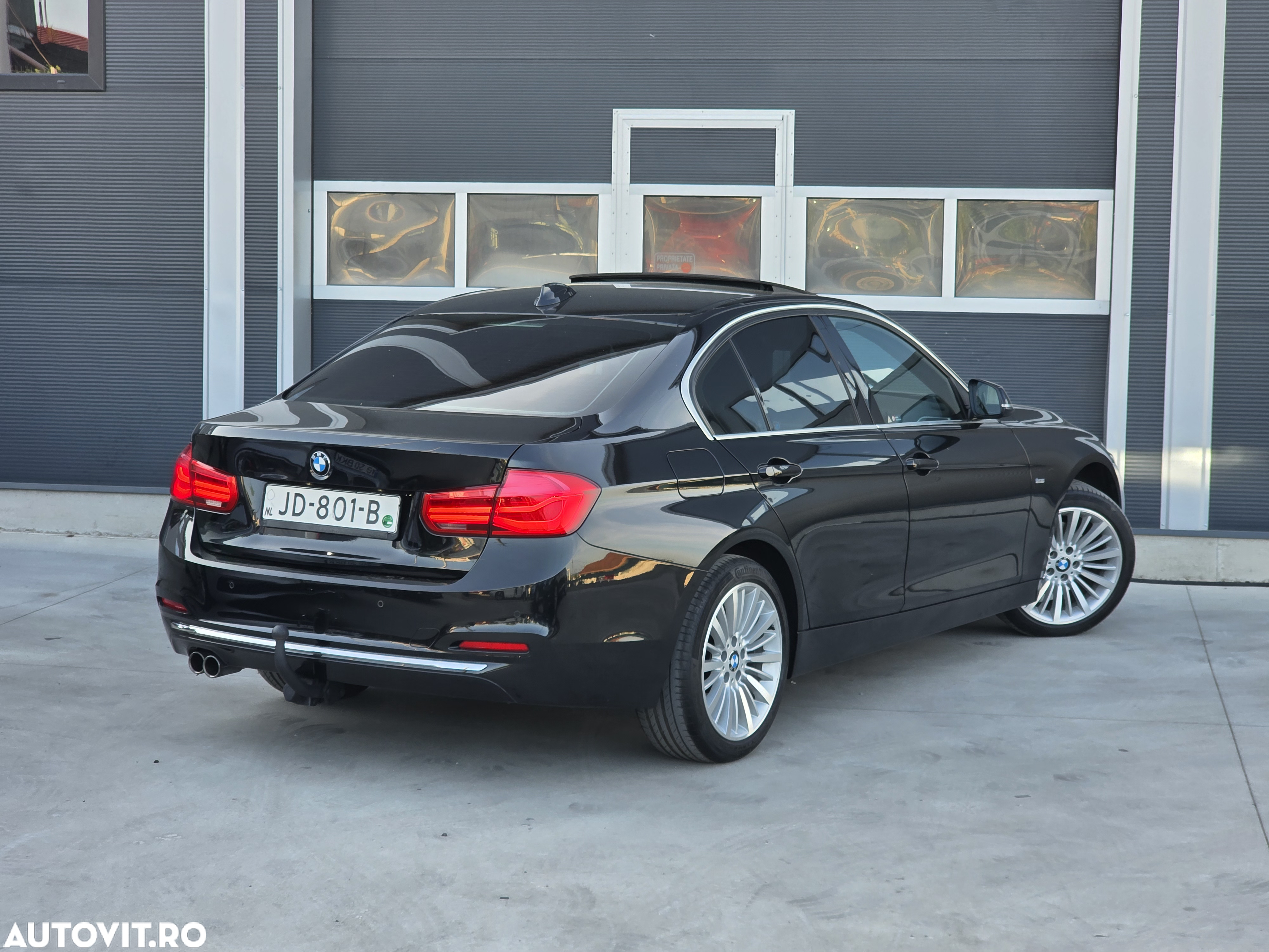 BMW Seria 3 320d Luxury Line - 4