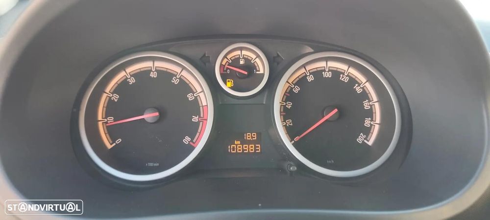Opel Corsa 1.2 Enjoy - 19