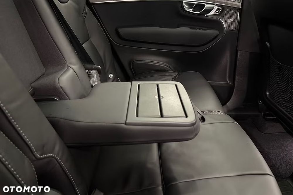 Volvo XC 90 T8 AWD Recharge Geartronic RDesign Edition - 19