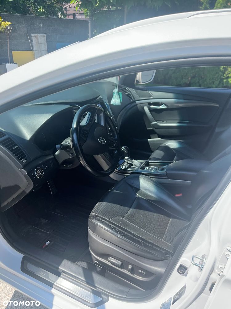 Hyundai i40 Kombi 1.7 CRDi DCT Premium - 11