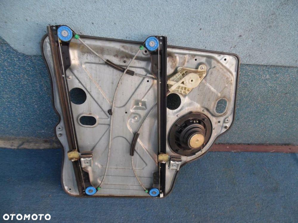 VW T5 03- PODNOŚNIK MECHANIZM SZYBY PRAWY ORYGINA - 2