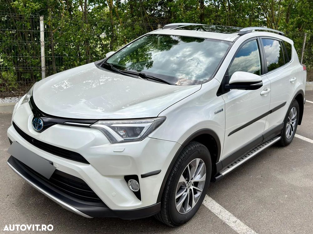 Toyota RAV4 - 1
